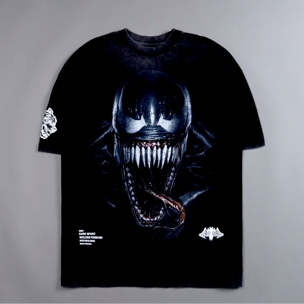Darc Sports x Venom oversized tee!